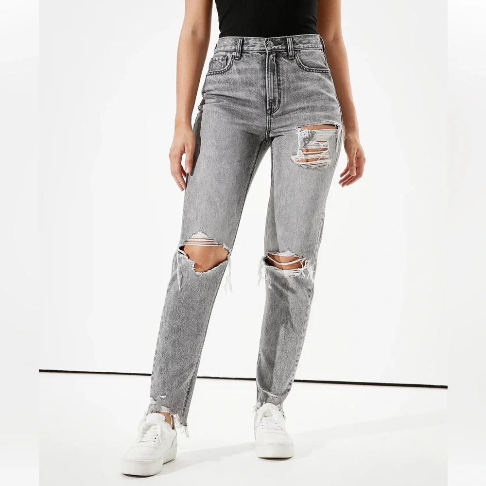 American Eagle Outfitters Distressed Mom Jeans